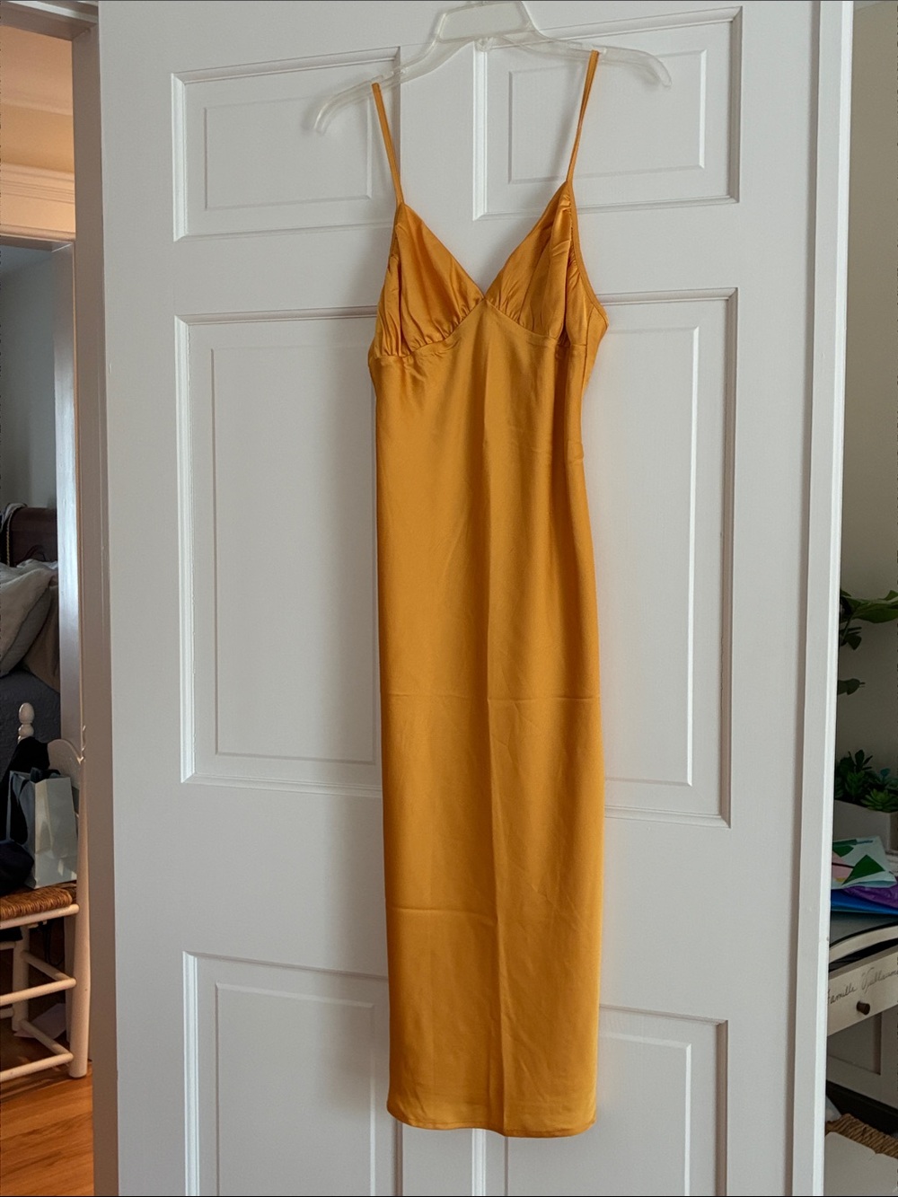 Abercrombie & Fitch Long maxi spaghetti strap dress gold